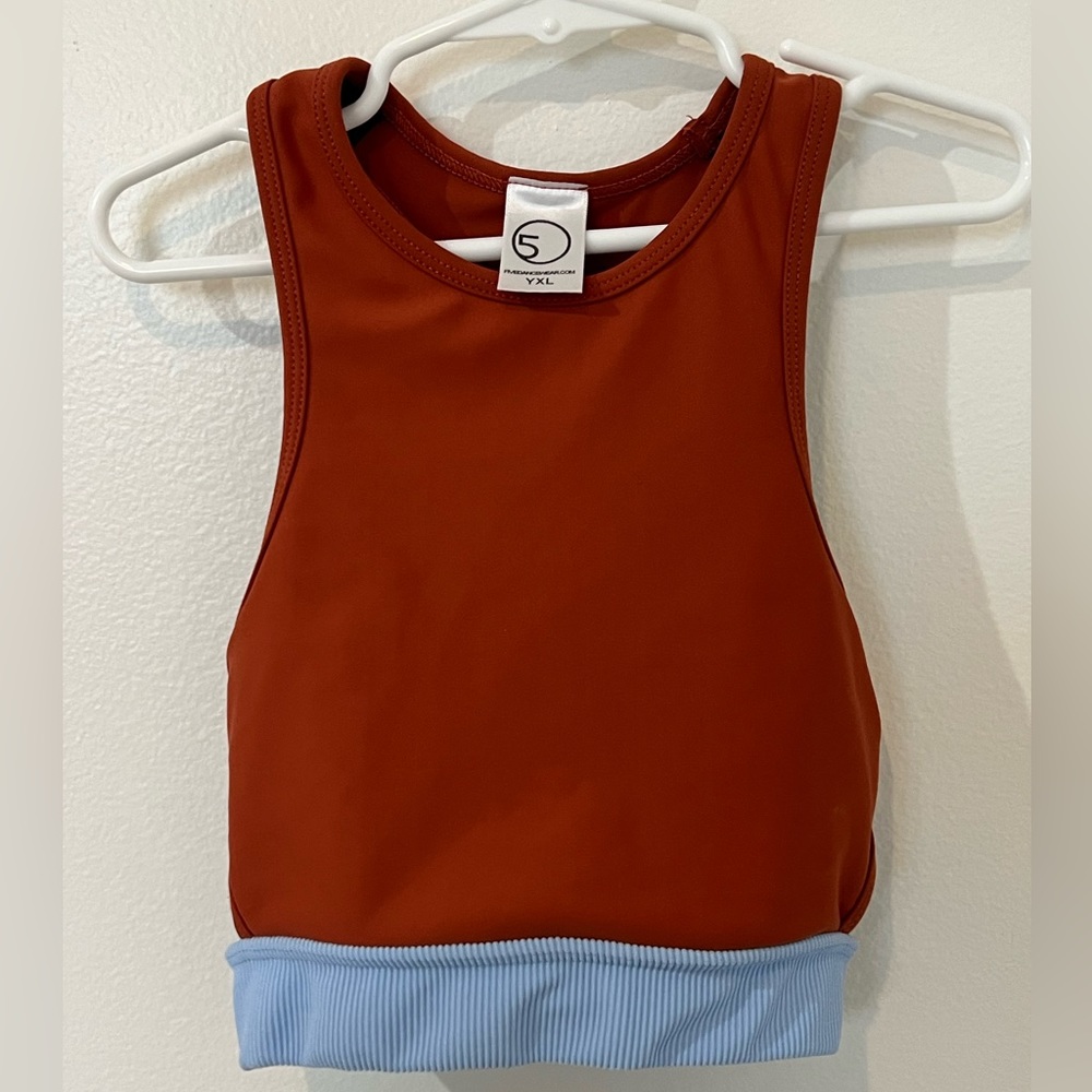 Five dance wear top. YXL